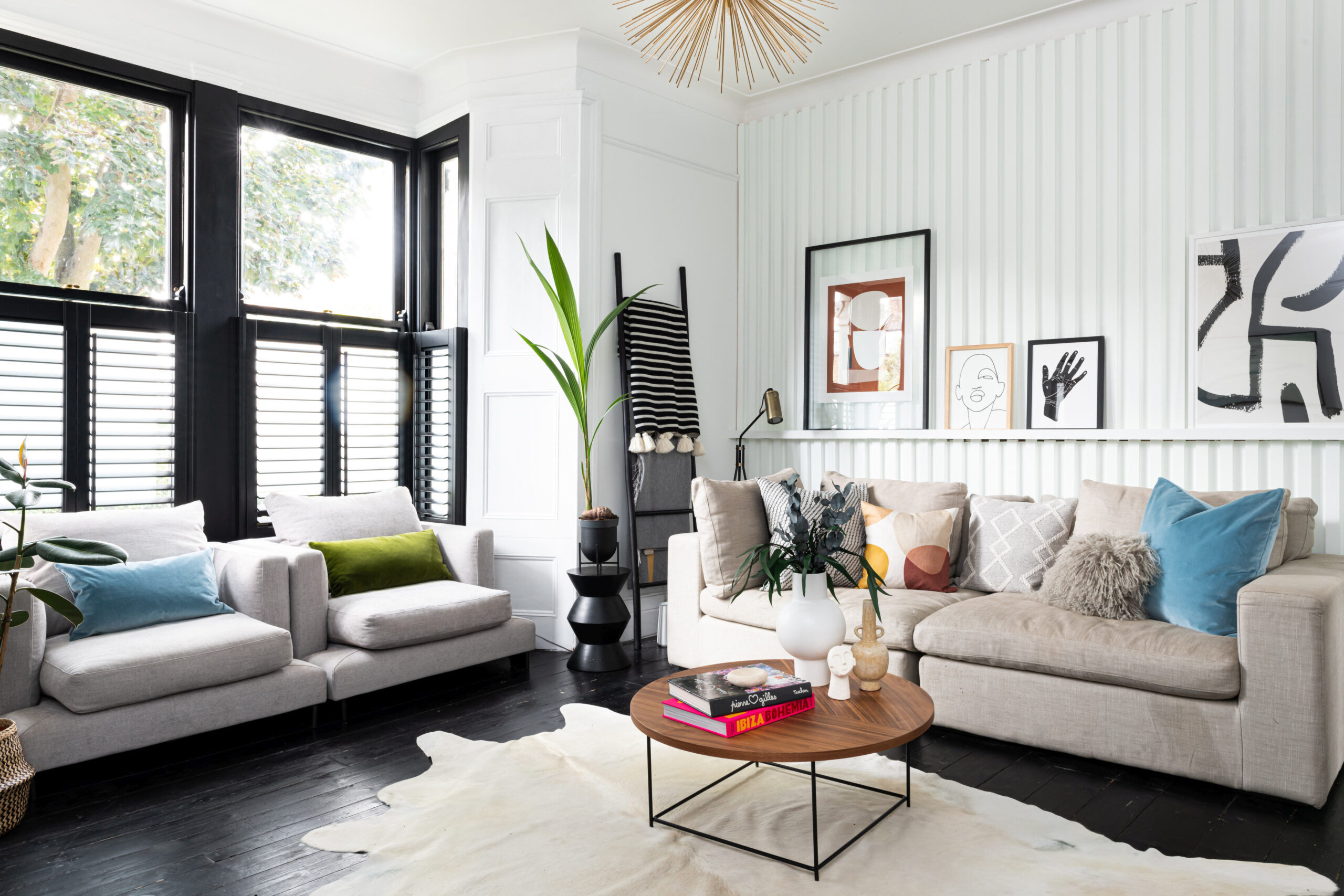 14 Modern Small Living Room Ideas To Make The Tiniest Spaces